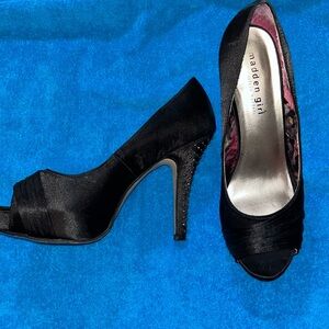Black Madden Girl Peep-toe Heels